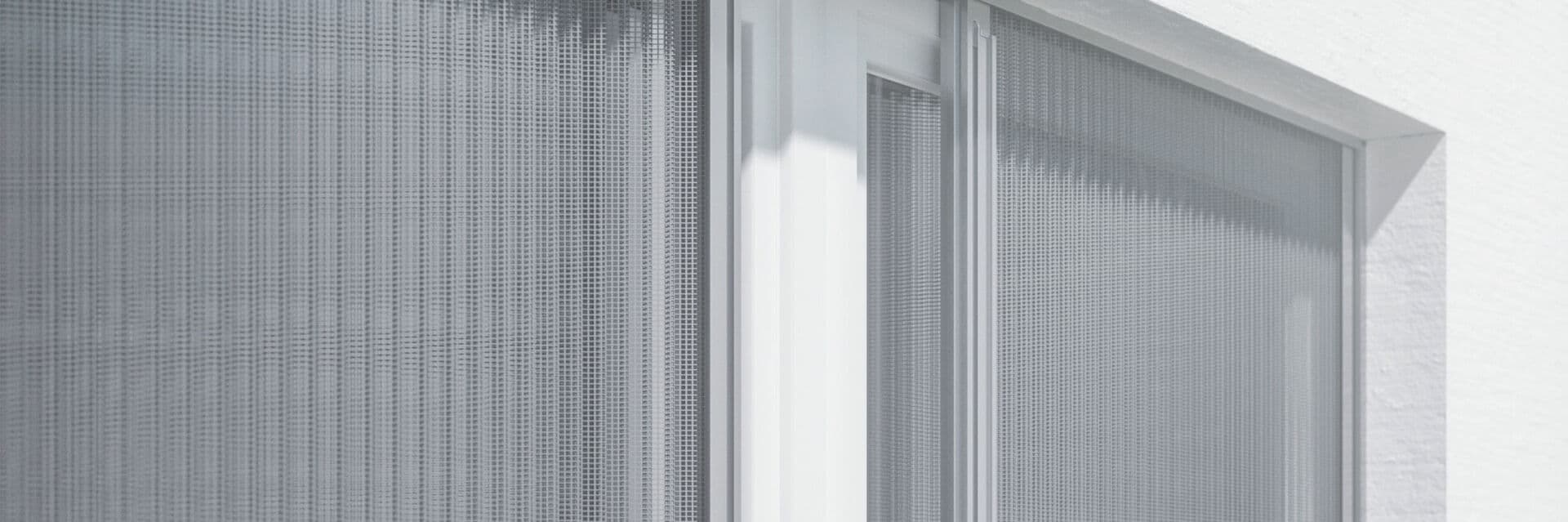 Fliegengitter Dachfenster von Fliegengittermaxx – Plissee-Systeme für Velux-Fenster und mehr