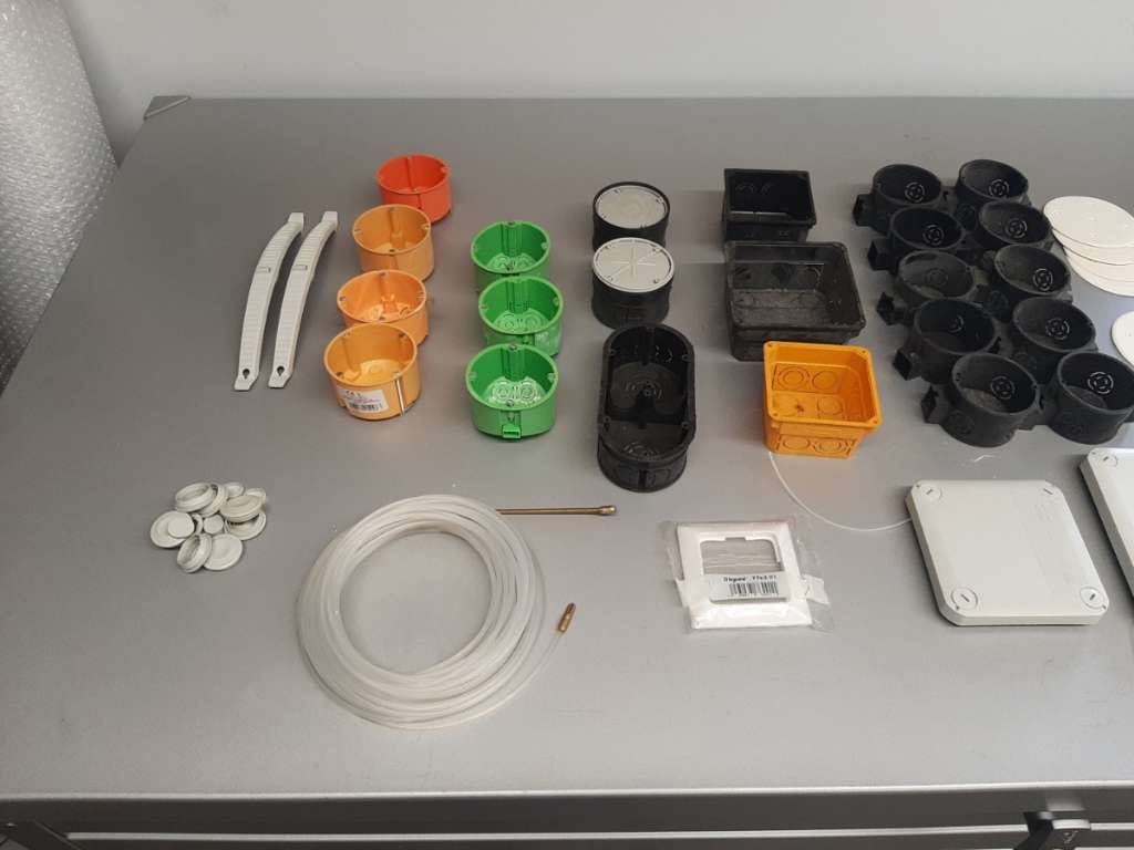 Entdecken Sie die Vielfalt moderner Elektromaterialien für jede Anwendung bei elektrostube24!