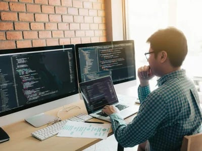 Shopware Developer mit Fokus auf individuelle und skalierbare Plugins