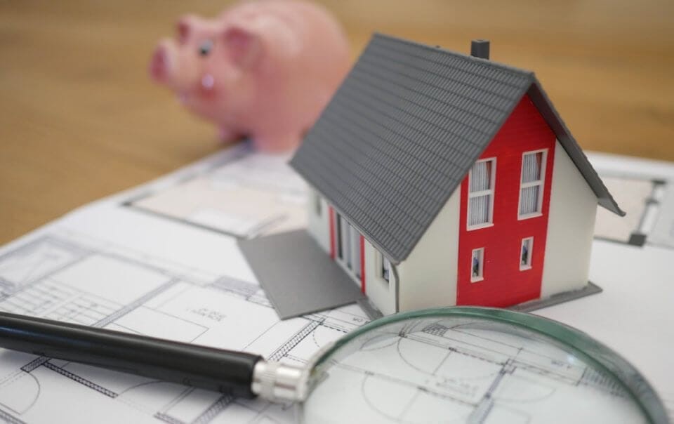 Buy Real Estate Overseas Negotiation Tactics: Maximizing ROI in Every Transaction