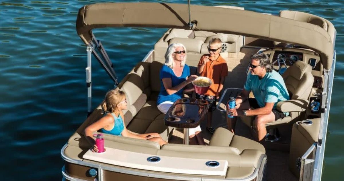 Luxuriöser Yachtcharter Griechenland: Exklusive Boote mit Skipper