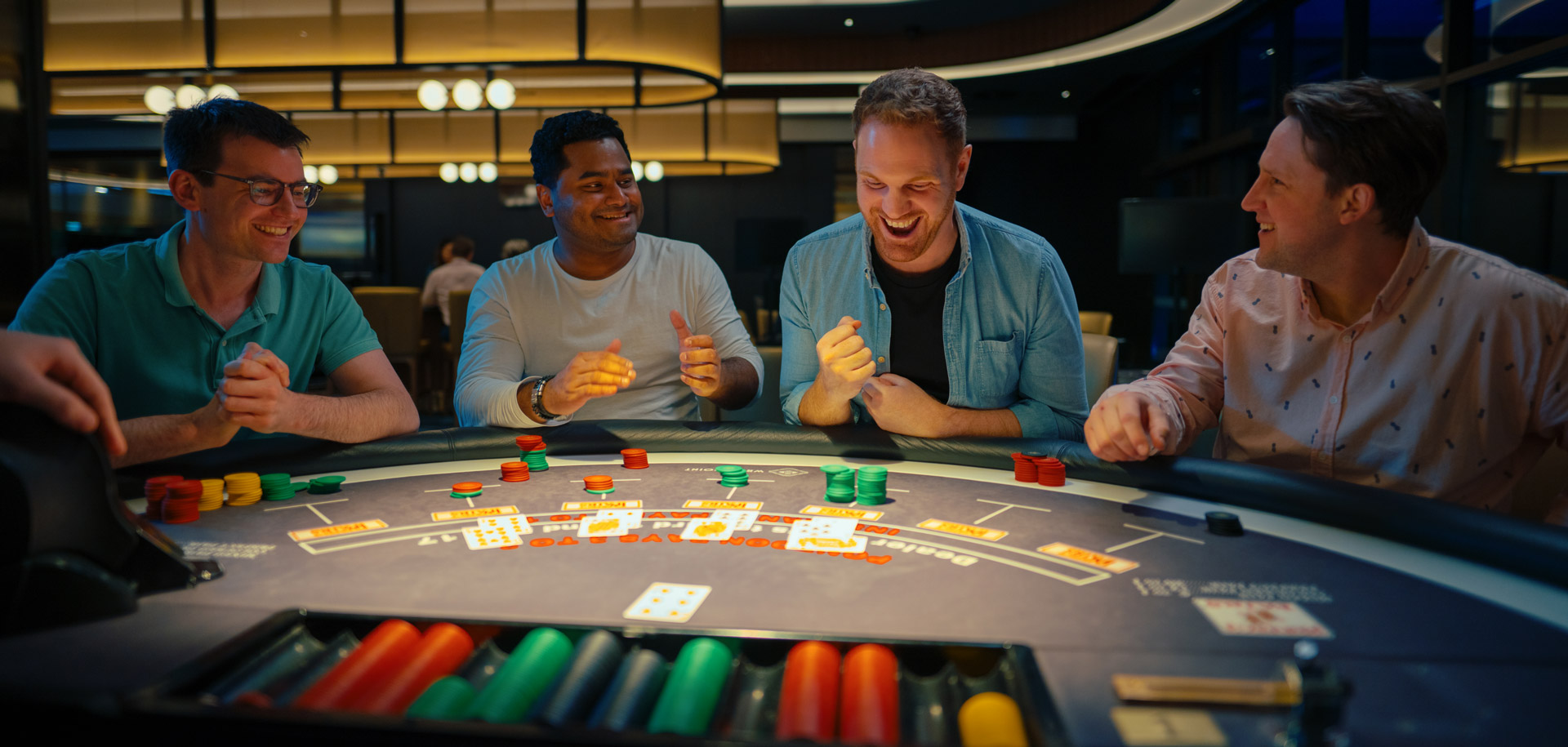 Hogyan találhatod meg a legjobb online casino élményt széles játékkínálattal