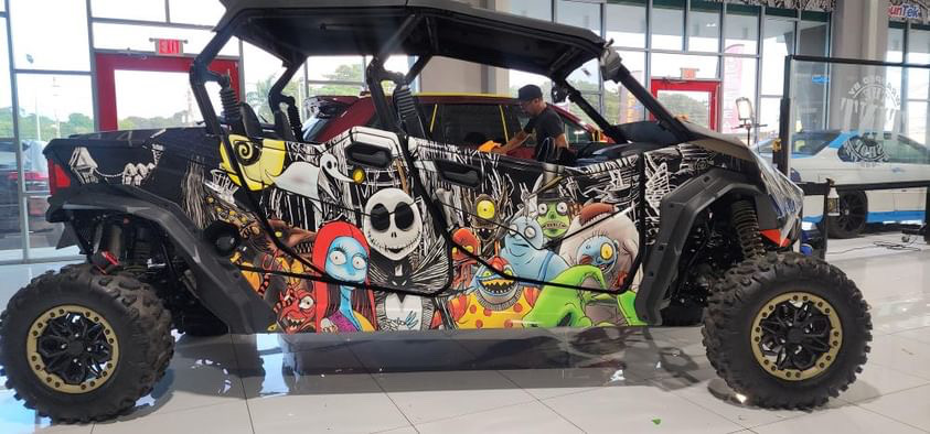 Ein echter Hingucker: Ihr anime auto perfekt in Szene gesetzt