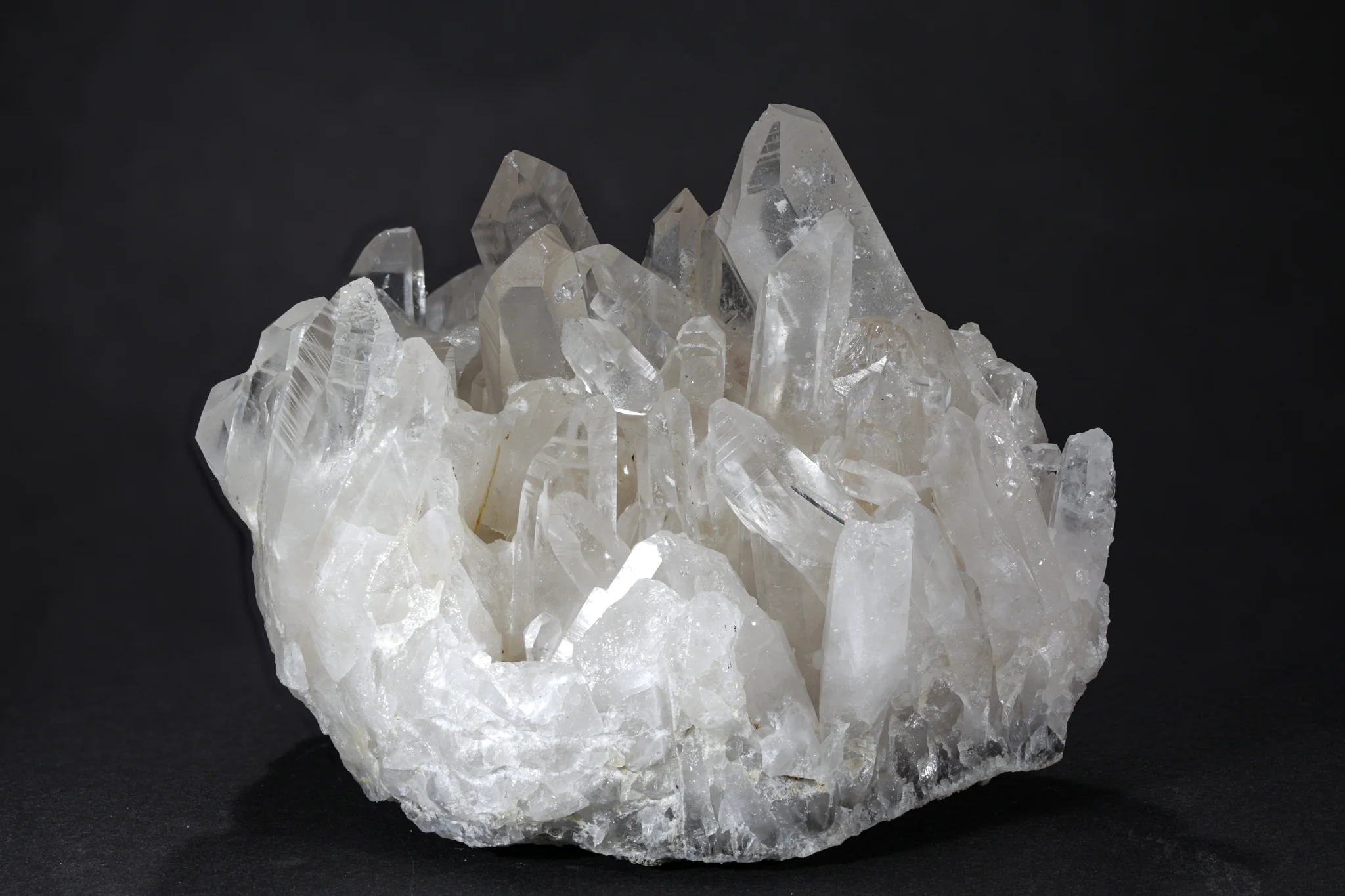 Finde bei CrystalScents innere Reinheit durch bergkristall Energie