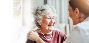 header-image-frau-pflegerin1024x490-min